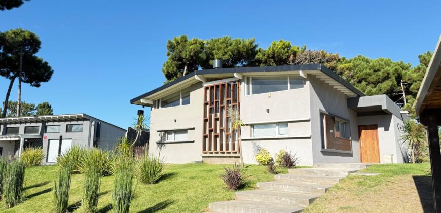 Casa en Pinamar en Venta