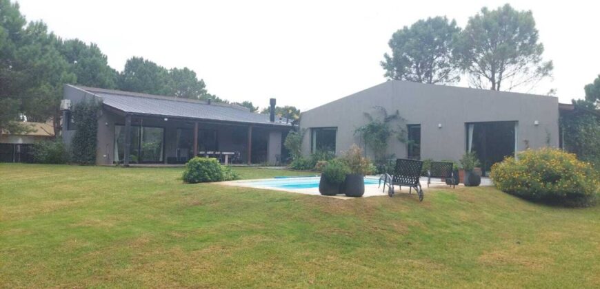 Casa en Pinamar en Venta, Barrio La Herradura