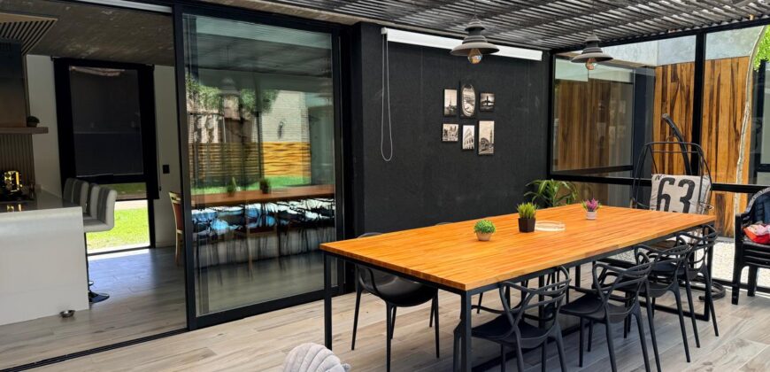 Casa en Pinamar en venta, Lasalle. Costa Atlantica