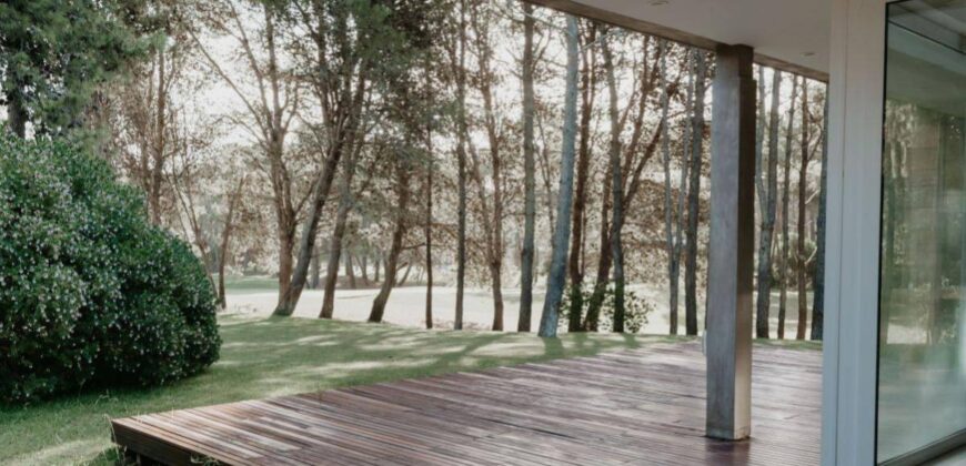 Casa en Pinamar Norte en Venta