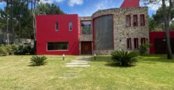 Casa en Pinamar en Venta, Barrio La Herradura.