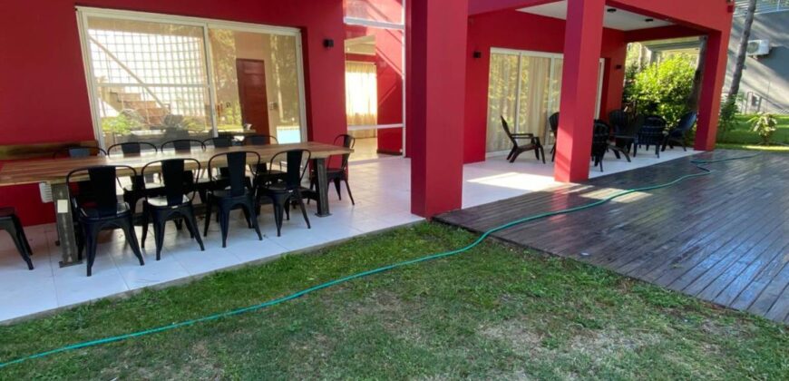 Casa en Pinamar en Venta, Barrio La Herradura.