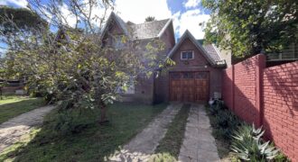 Casa en Villa Gesell en Venta, Costa Atlantica