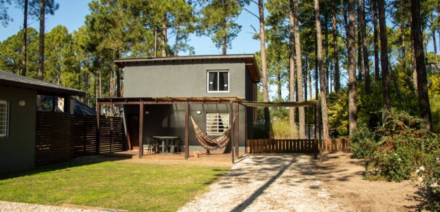 Casa y Departamento en Pinamar en Venta, Barrio Nayades