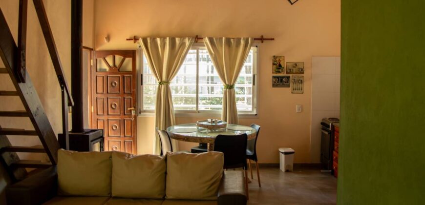 Casa y Departamento en Pinamar en Venta, Barrio Nayades