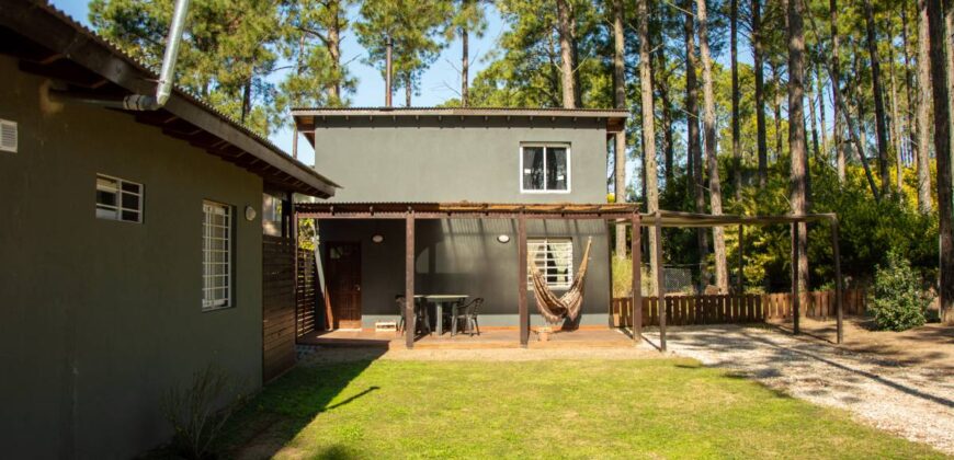 Casa y Departamento en Pinamar en Venta, Barrio Nayades