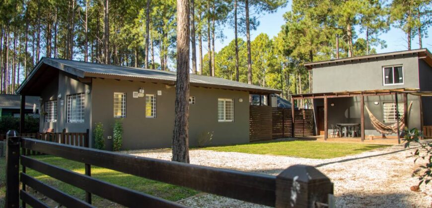 Casa y Departamento en Pinamar en Venta, Barrio Nayades