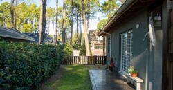 Casa y Departamento en Pinamar en Venta, Barrio Nayades