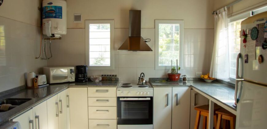Casa y Departamento en Pinamar en Venta, Barrio Nayades