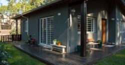 Casa y Departamento en Pinamar en Venta, Barrio Nayades