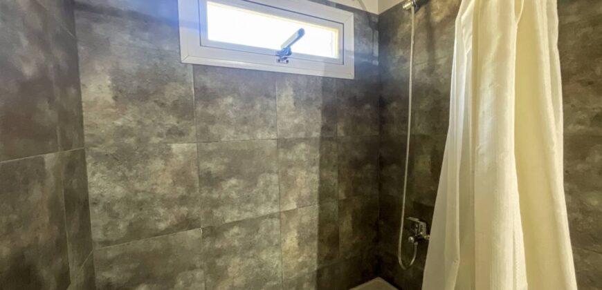 Casa y Departamento en Pinamar en Venta, Barrio Nayades