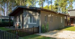 Casa y Departamento en Pinamar en Venta, Barrio Nayades