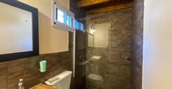 Casa y Departamento en Pinamar en Venta, Barrio Nayades