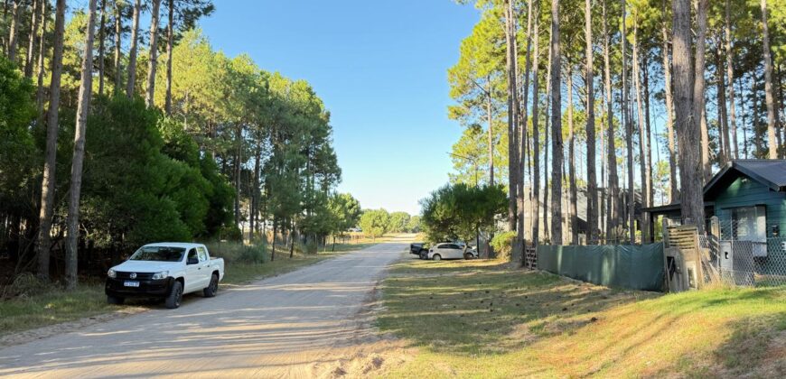 Casa y Departamento en Pinamar en Venta, Barrio Nayades