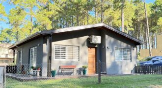 Casa y Departamento en Pinamar en Venta, Barrio Nayades