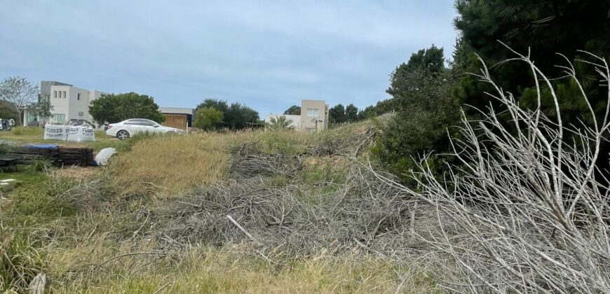 Lote en Costa Esmeralda Pinamar en Venta
