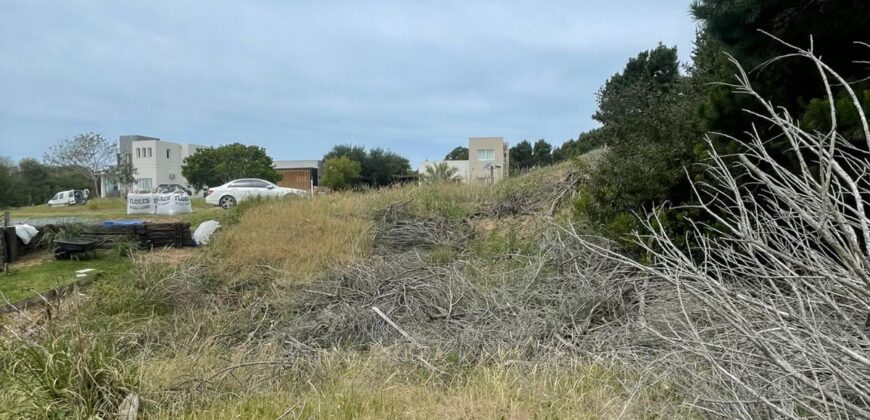 Lote en Costa Esmeralda Pinamar en Venta