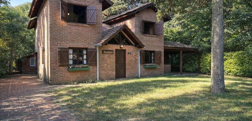 Casa a la venta en Pinamar. Valeria del Mar