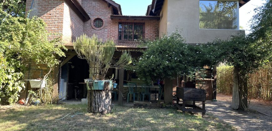 Casa a la venta en Pinamar. Valeria del Mar