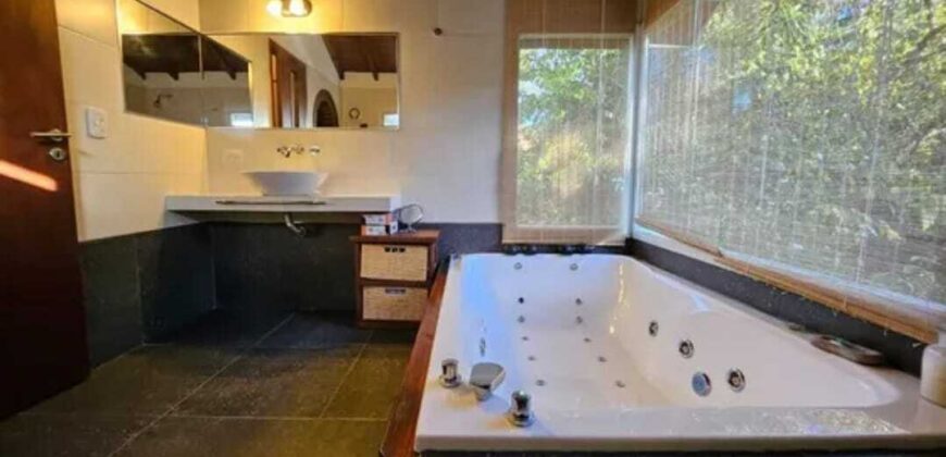 Casa a la venta en Pinamar. Valeria del Mar